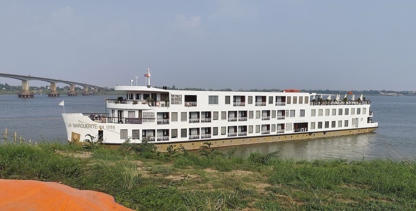 Mekong Ships