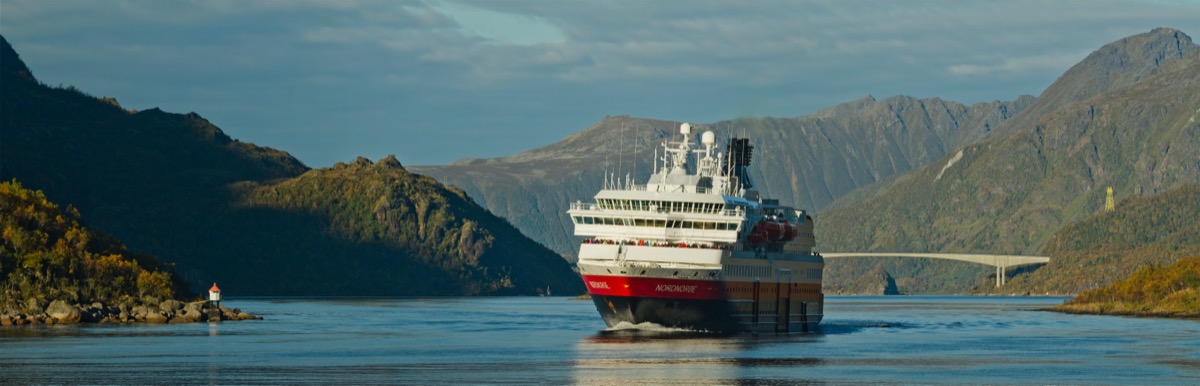 Over a century of Norwegian coastal service